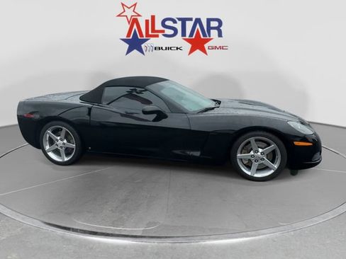 Used 2006 Chevrolet Corvette Convertible w/ Preferred Equipment Group RWD image 8