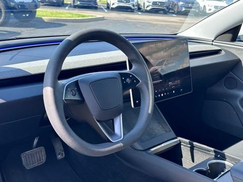 Used 2025 Tesla Model 3 Long Range AWD/4WD image 14