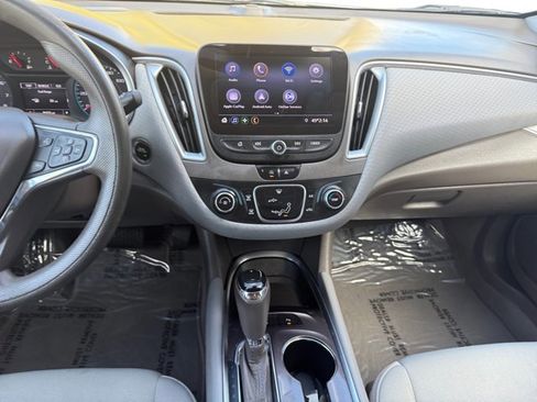 Used 2020 Chevrolet Malibu LS w/ Driver Confidence Package II image 15