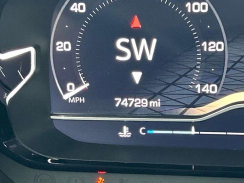 Used 2022 GMC Yukon Denali image 44