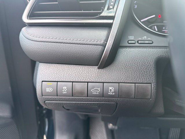 Used 2021 Toyota Camry SE FWD image 27