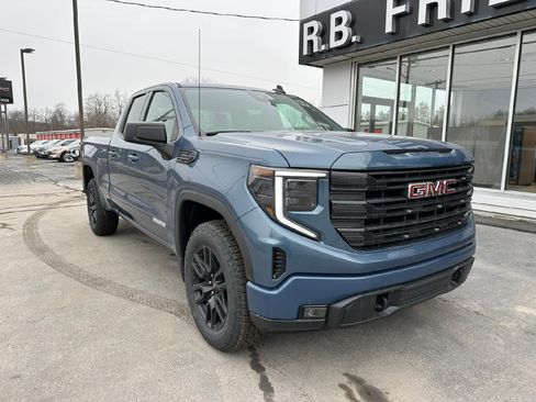 New 2026 GMC Sierra 1500 Elevation image 4