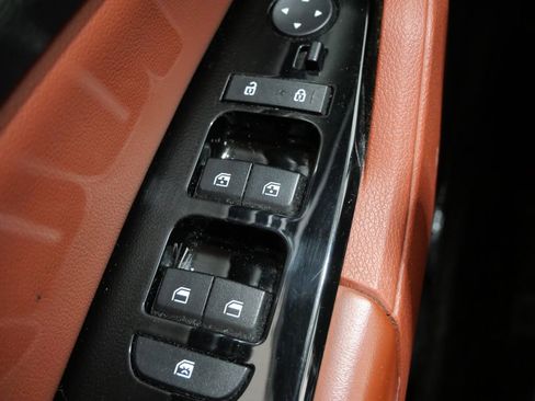 Used 2023 Kia Sportage SX image 13