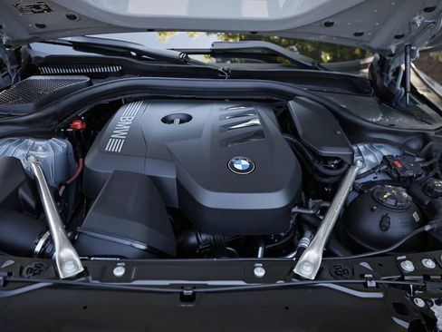 New 2027 BMW 530i xDrive w/ M Sport Package AWD/4WD image 32