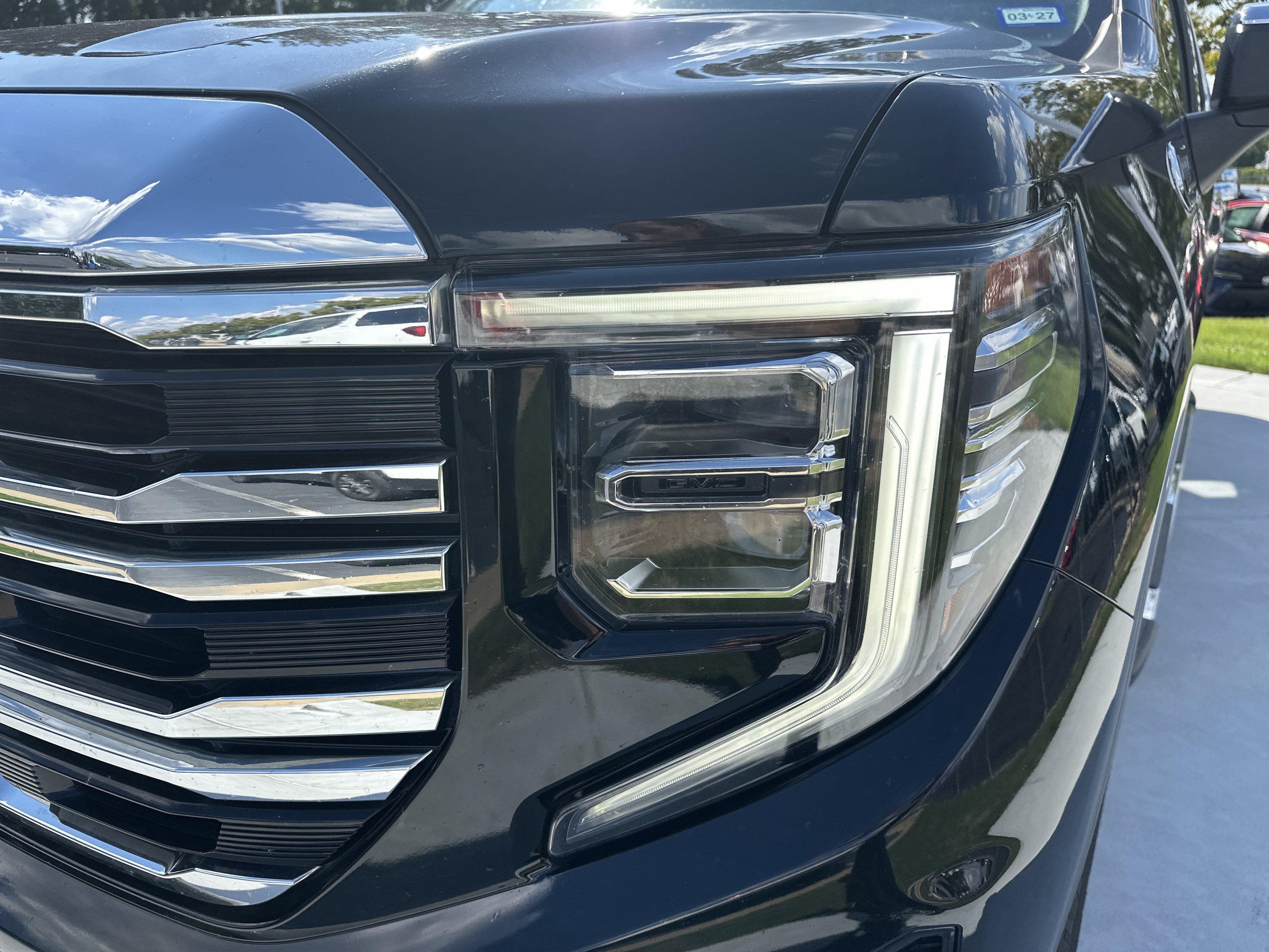 Used 2022 GMC Sierra 1500 SLT RWD image 6