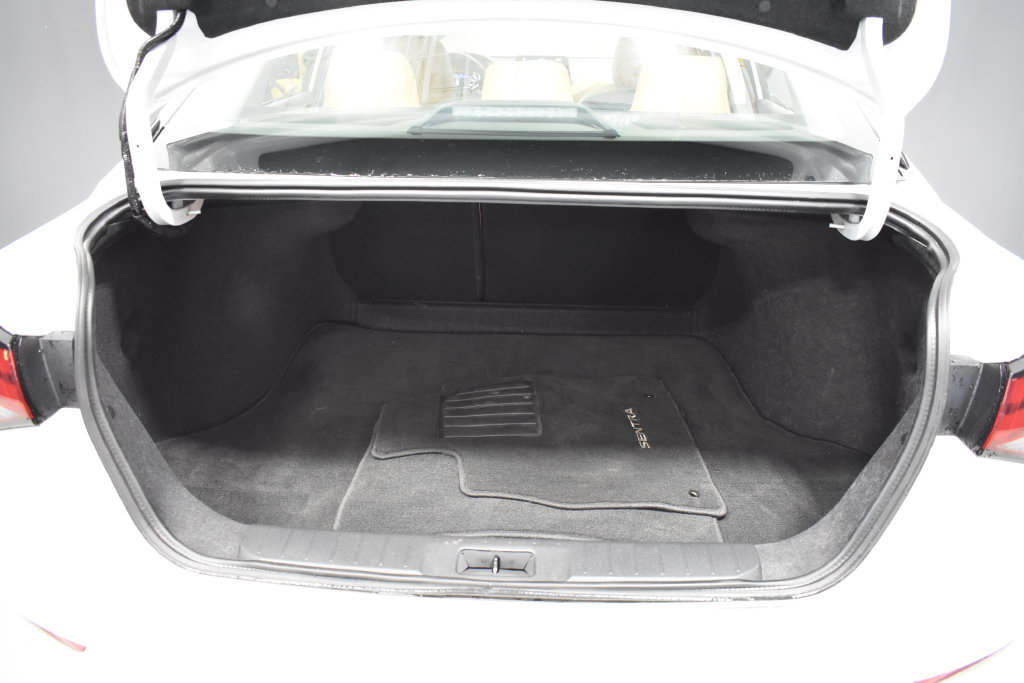Certified 2023 Nissan Sentra SV w/ SV Premium Package FWD image 33