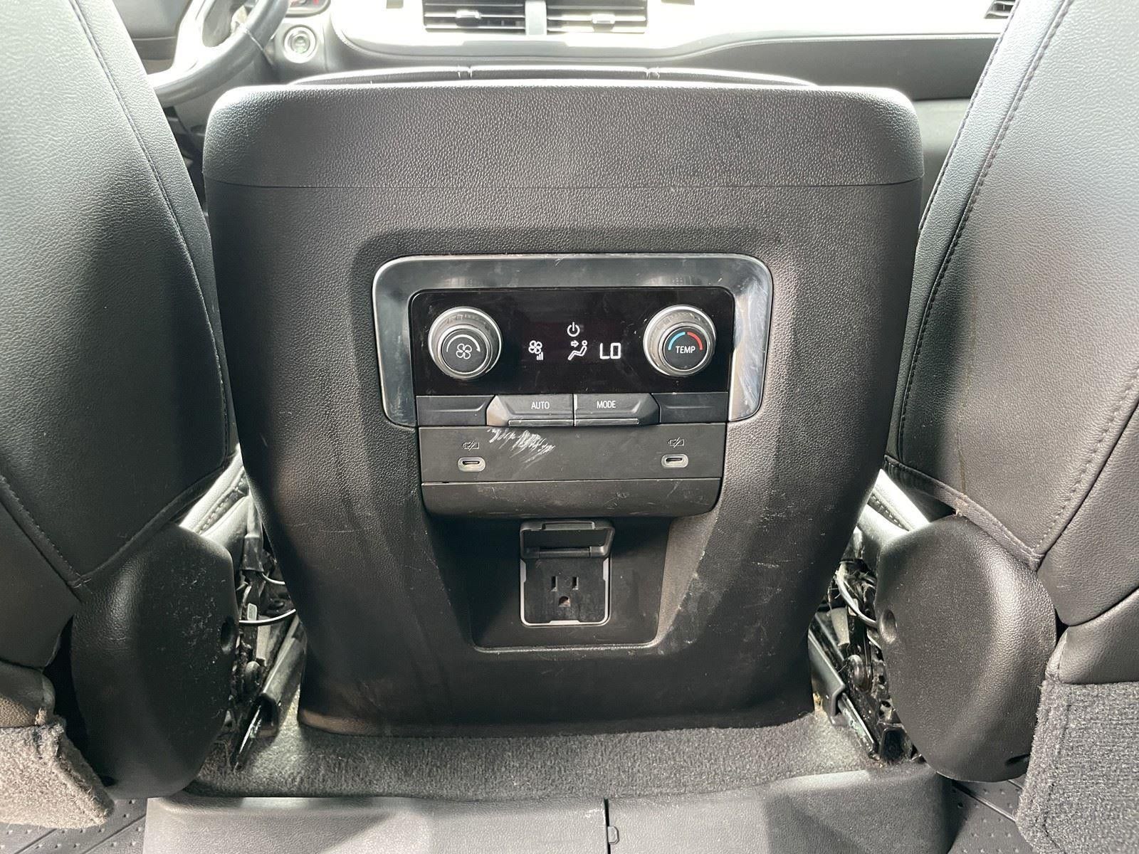 Used 2021 Chevrolet Tahoe Z71 AWD/4WD image 39