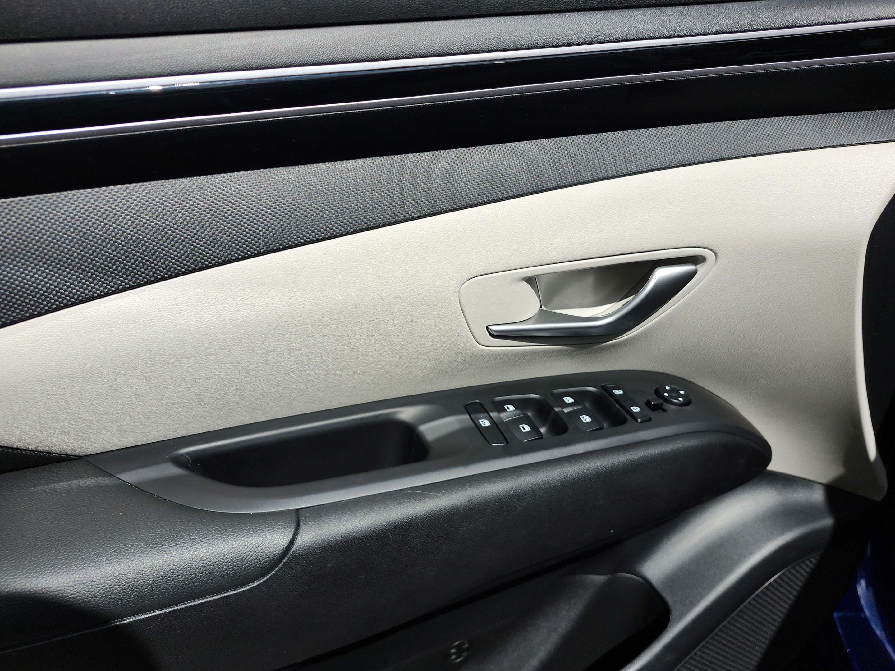 Certified 2024 Hyundai Tucson SEL FWD image 17