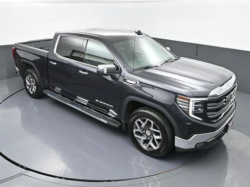 Used 2023 GMC Sierra 1500 SLT RWD image 41