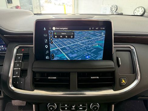 Used 2024 Chevrolet Suburban High Country image 29