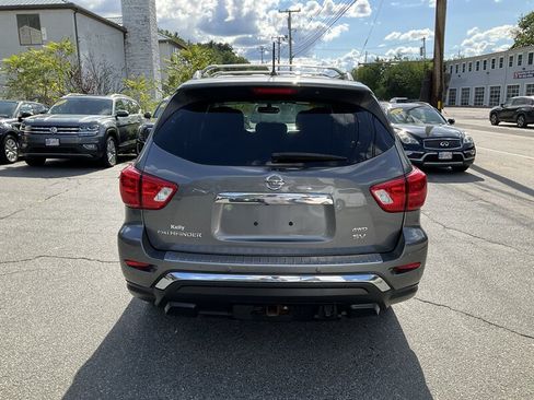 Used 2017 Nissan Pathfinder SV w/ Trailer Tow Package AWD/4WD image 6