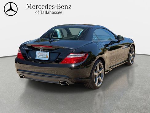 Used 2015 Mercedes-Benz SLK 250 image 5