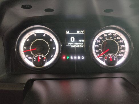 Used 2019 RAM 1500 Classic SLT RWD image 23
