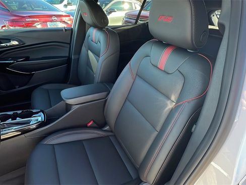 New 2026 Chevrolet Trax RS w/ Sunroof Package image 15