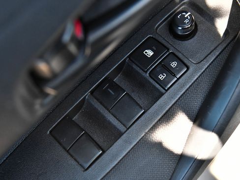 Used 2025 Toyota Corolla LE FWD image 32
