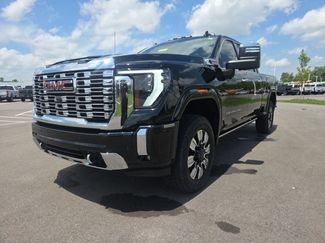 Used 2024 GMC Sierra 2500 Denali w/ Denali Reserve Package AWD/4WD video 2