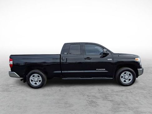 Used 2016 Toyota Tundra SR5 image 7