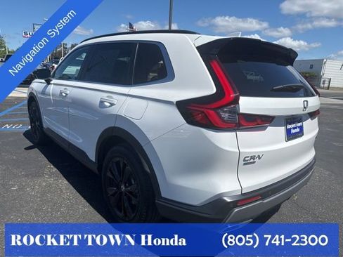 Used 2025 Honda CR-V Sport Touring image 2