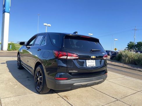 Used 2023 Chevrolet Equinox LT FWD image 9