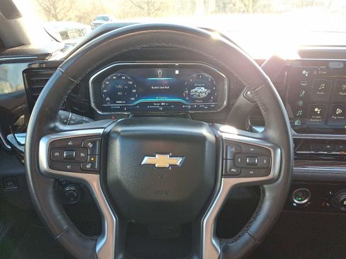 Used 2023 Chevrolet Silverado 1500 LT image 18