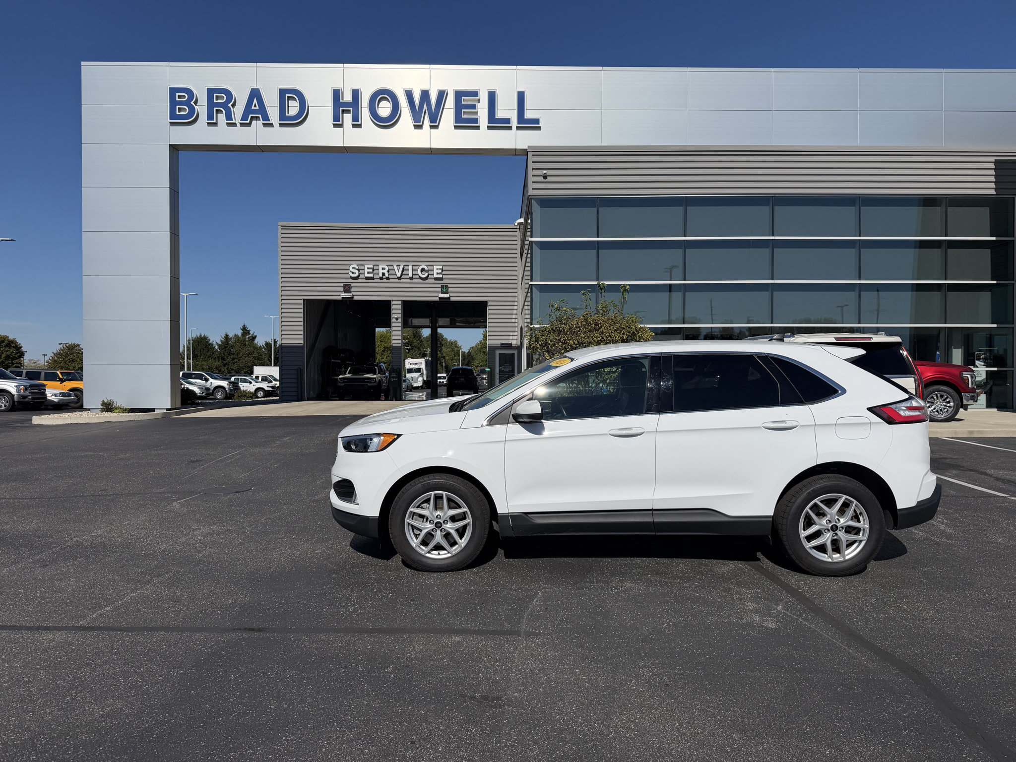 Used 2024 Ford Edge SEL w/ Convenience Package AWD/4WD image 1