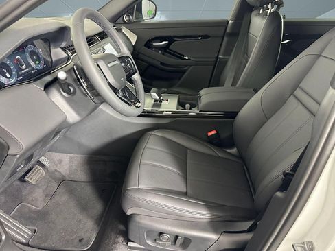 Used 2026 Land Rover Range Rover Evoque S AWD/4WD image 4