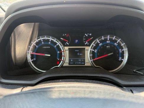 Used 2018 Toyota 4Runner SR5 Premium AWD/4WD image 16