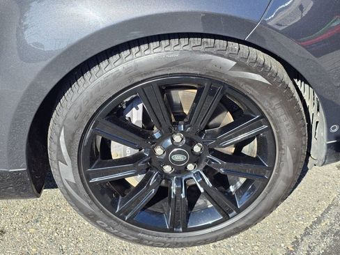 Used 2021 Land Rover Range Rover Sport HSE image 9