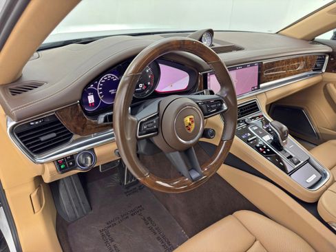 Used 2021 Porsche Panamera 4S w/ Premium Package image 14
