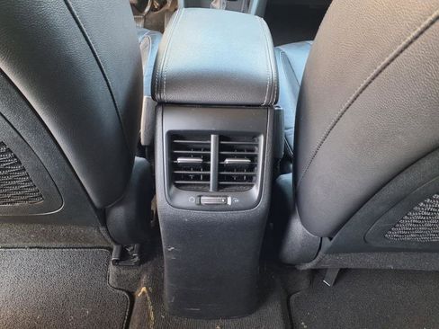 Used 2017 Kia Niro Touring image 6