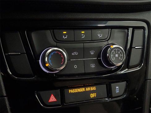 Used 2019 Buick Encore Preferred image 21