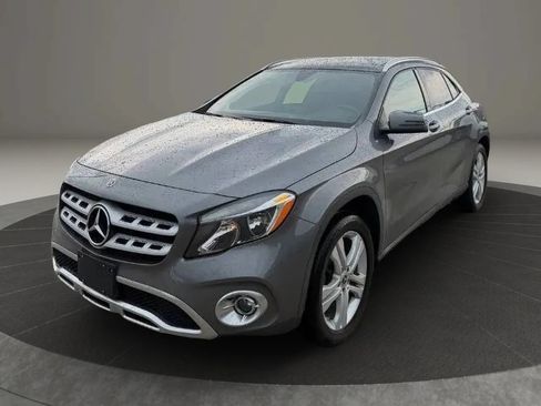 Used 2019 Mercedes-Benz GLA 250 4MATIC image 3