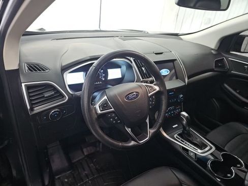 Used 2018 Ford Edge SEL w/ Equipment Group 201A image 32