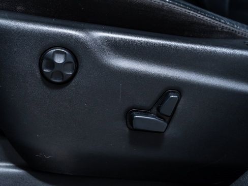 Used 2020 Jeep Grand Cherokee Limited X image 26