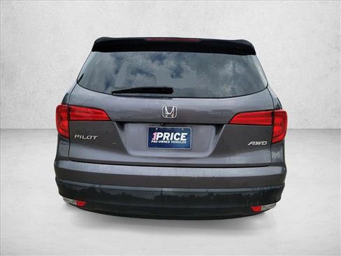 Used 2016 Honda Pilot LX image 6