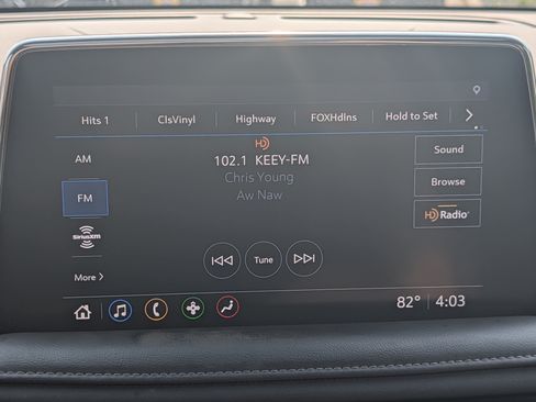 Used 2021 Chevrolet Tahoe Z71 w/ Luxury Package AWD/4WD image 21
