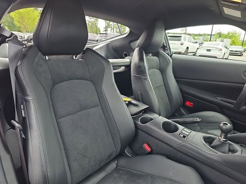 Used 2024 Nissan Z Performance w/ Floor Mat Package RWD image 14
