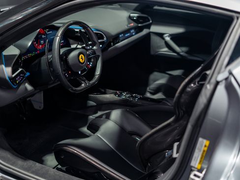Used 2022 Ferrari 296 GTB RWD image 2