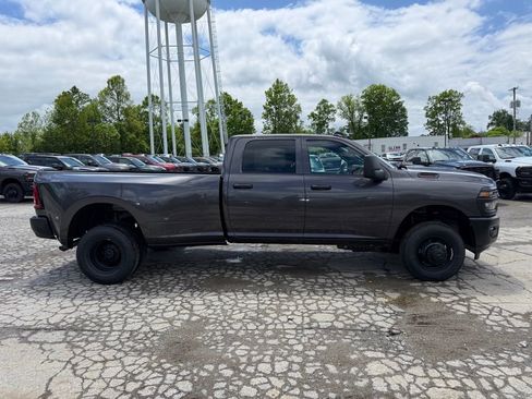 New 2026 RAM 3500 Tradesman AWD/4WD image 5