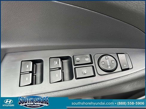 Used 2020 Hyundai Tucson Limited image 17