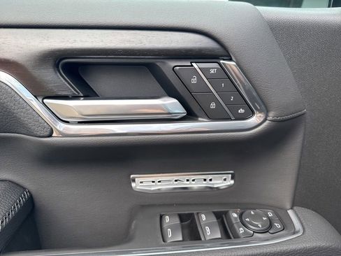 New 2026 GMC Sierra 1500 Denali w/ Denali Reserve Package AWD/4WD image 19