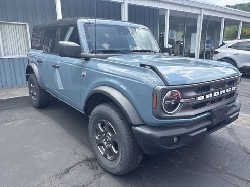 Used 2023 Ford Bronco Big Bend AWD/4WD image 2