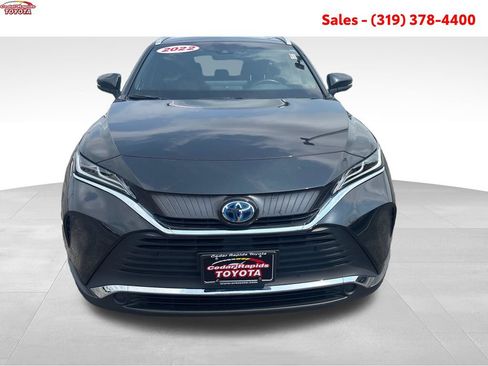 Certified 2022 Toyota Venza XLE AWD/4WD image 11