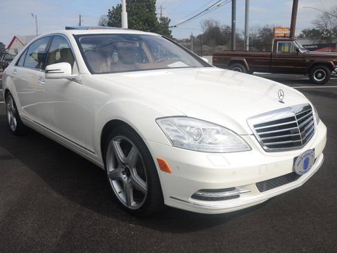 Used 2011 Mercedes-Benz S 550 image 6