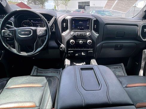 Used 2021 GMC Sierra 1500 AT4 w/ AT4 Value Package AWD/4WD image 14