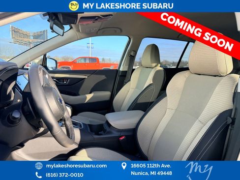 Used 2025 Subaru Outback Premium image 13