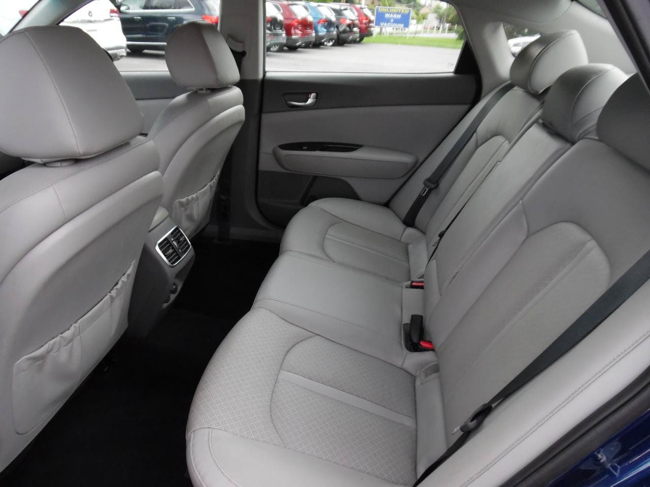 Used 2016 Kia Optima EX FWD image 18