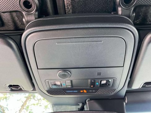 New 2026 Ford Bronco Outer Banks AWD/4WD image 32