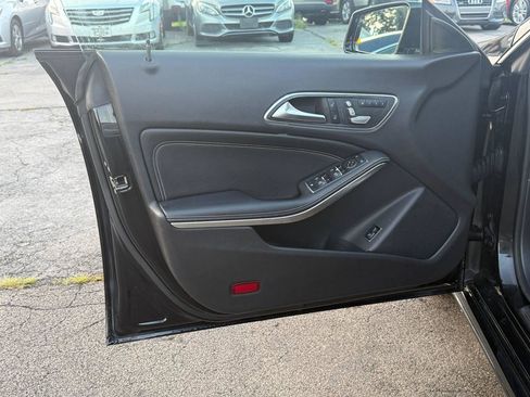 Used 2019 Mercedes-Benz CLA 250 image 13
