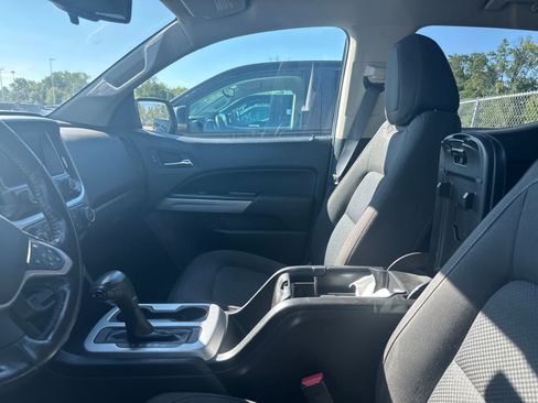 Used 2020 Chevrolet Colorado LT AWD/4WD image 30
